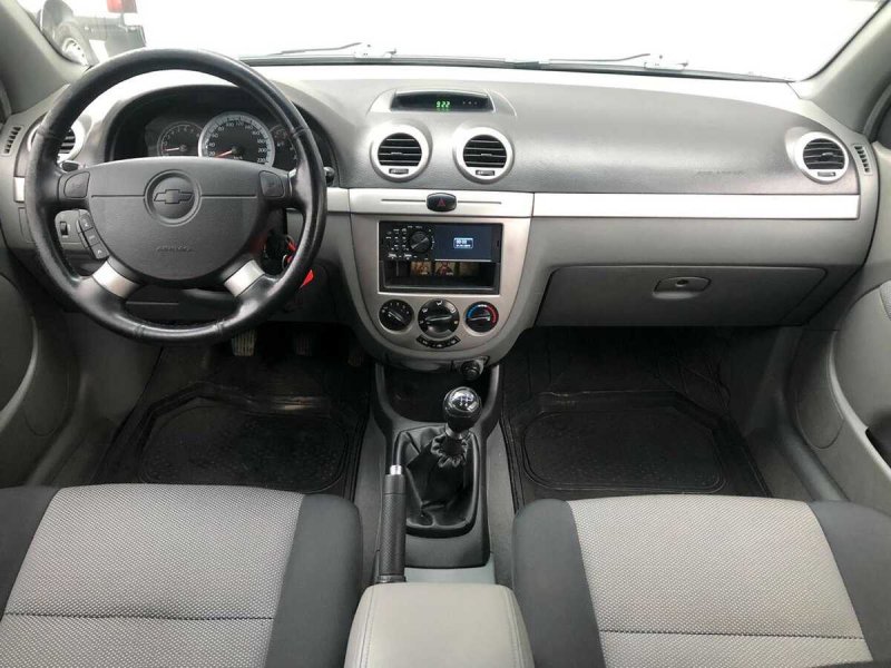 Chevrolet Lacetti 2005 хэтчбек салон