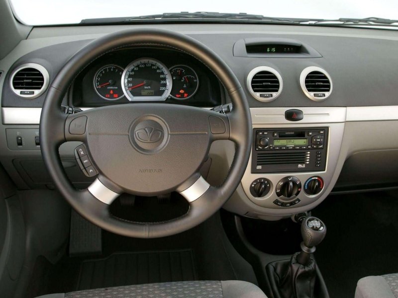Chevrolet Lacetti 2008 седан салон
