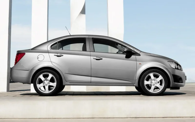 Chevrolet Aveo 2012 седан