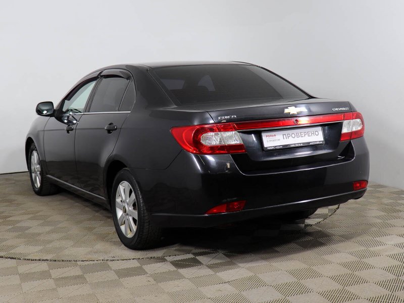 Chevrolet Epica желтая