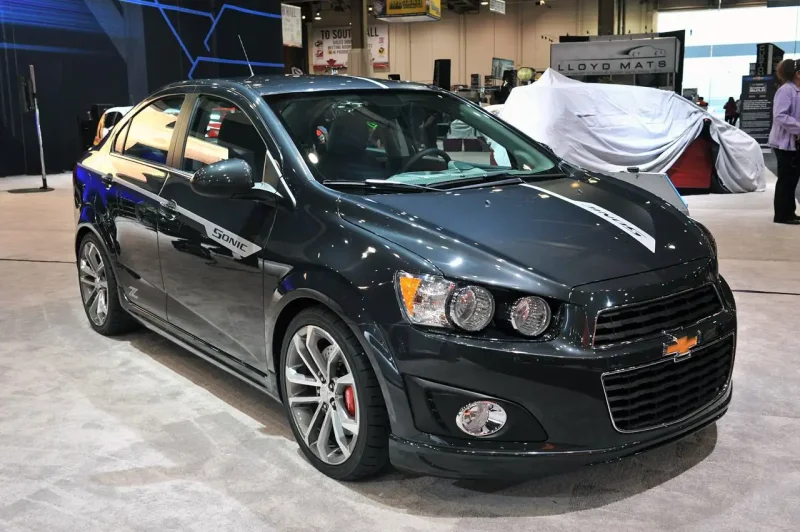 Chevrolet Aveo t300 синий