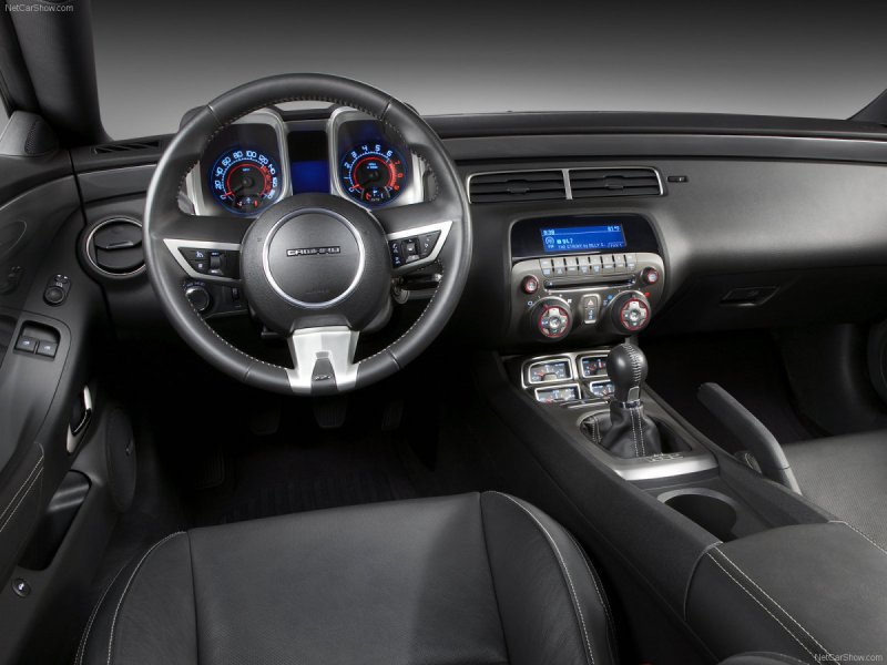 Chevrolet Camaro 2010 Interior