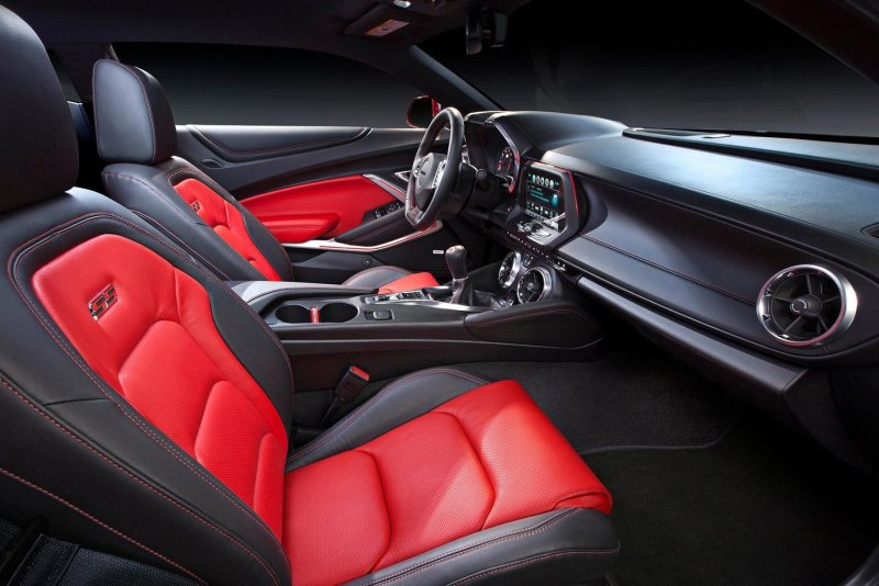 Chevrolet Camaro 2016 салон