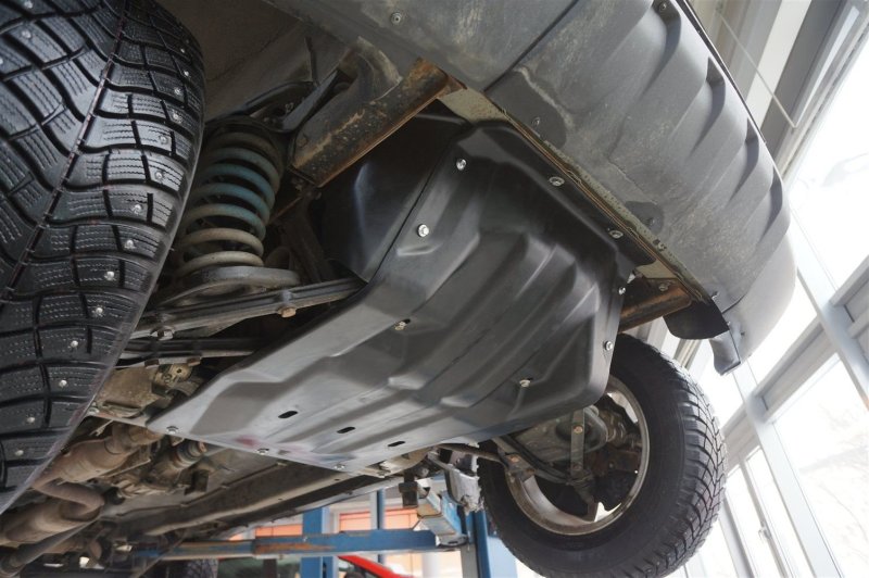 Chevrolet Niva защита днища
