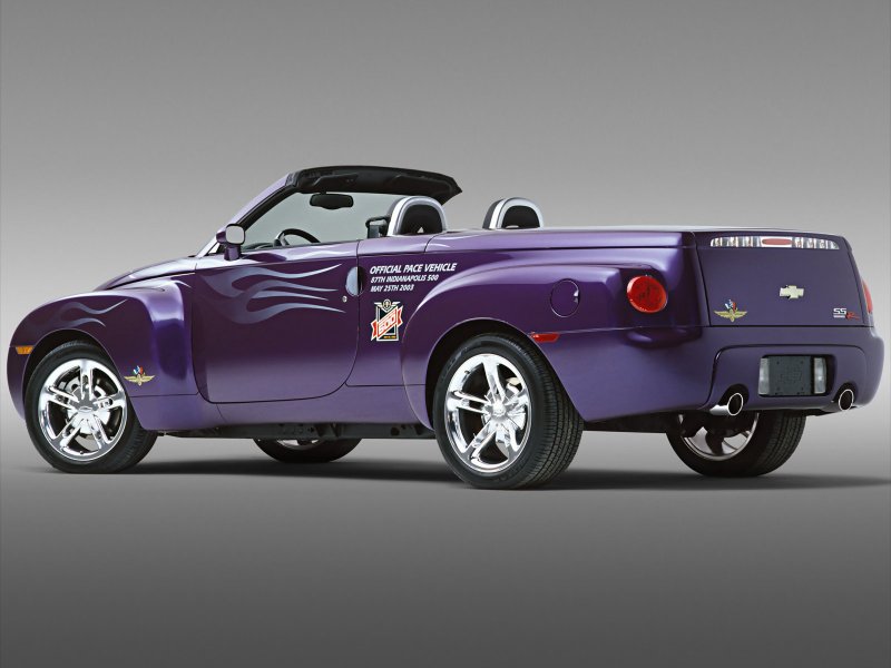 Chevrolet SSR 1 36
