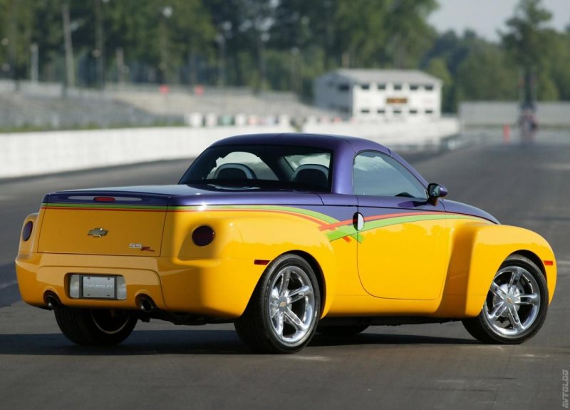 Chevrolet SSR 2000