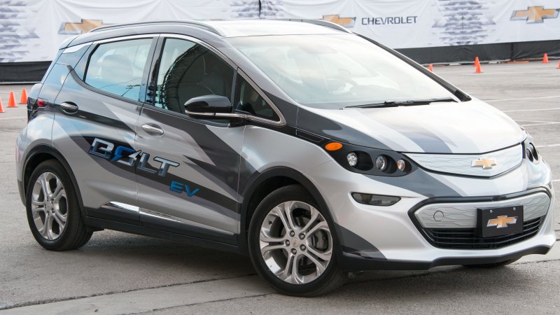 Chevrolet электромобиль Bolt
