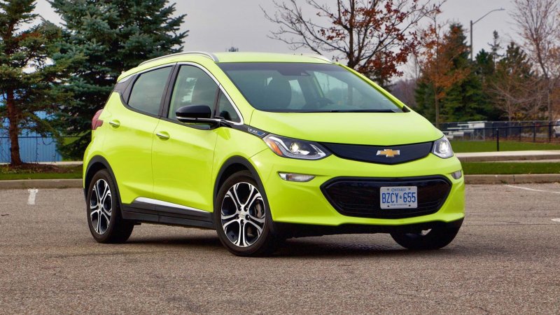 Chevrolet электромобиль Bolt
