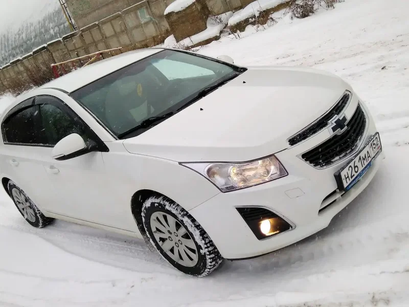 Chevrolet Cruze 2014 белый