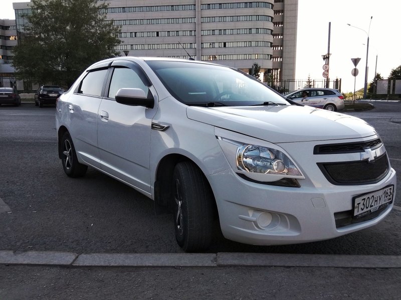 Chevrolet Cobalt 2