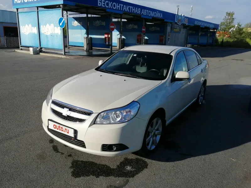 Chevrolet Epica белая