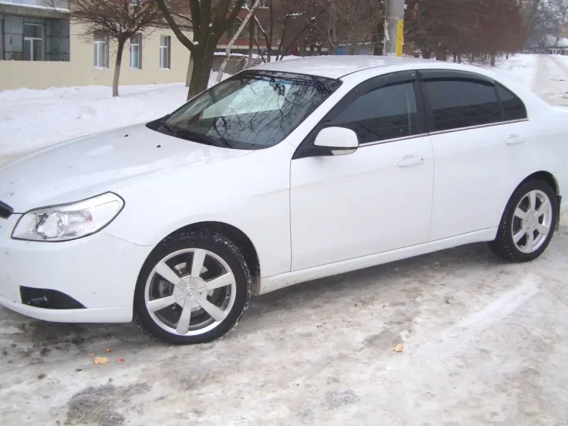 Chevrolet Epica 2010 белый