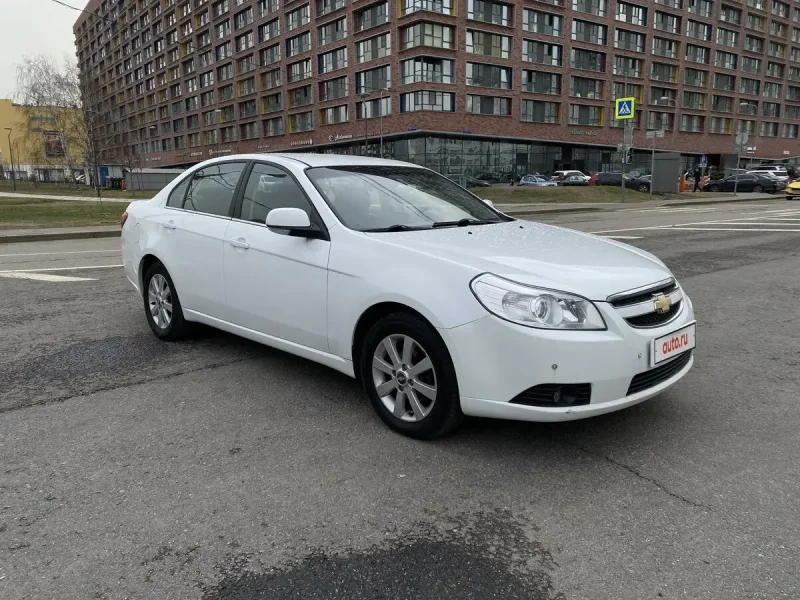 Chevrolet Epica 2011 белая
