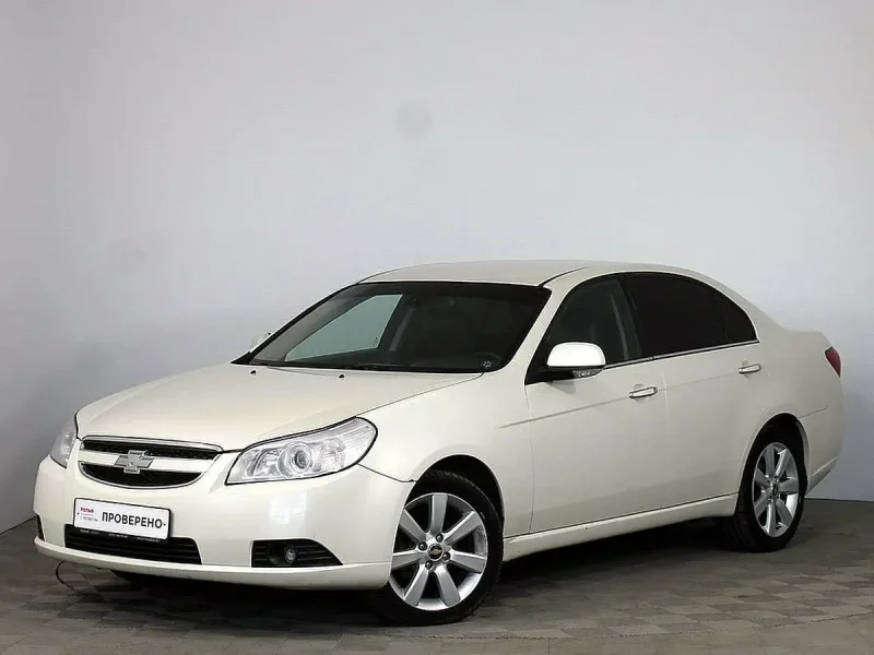 Chevrolet Epica белая