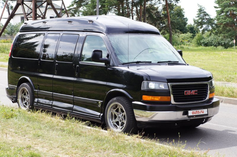 GMC Саванна салон