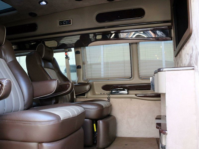 GMC Savana i Рестайлинг