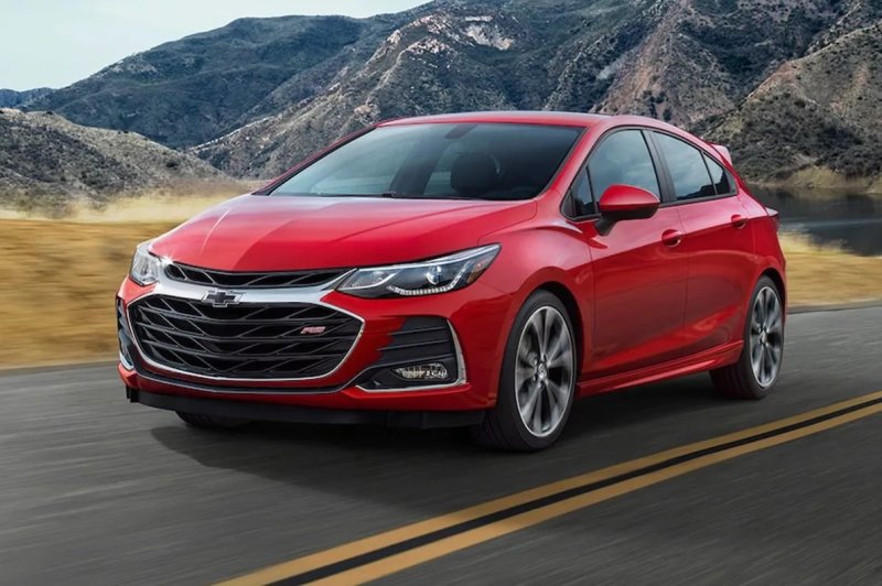 Chevrolet Cruze 2018 хэтчбек