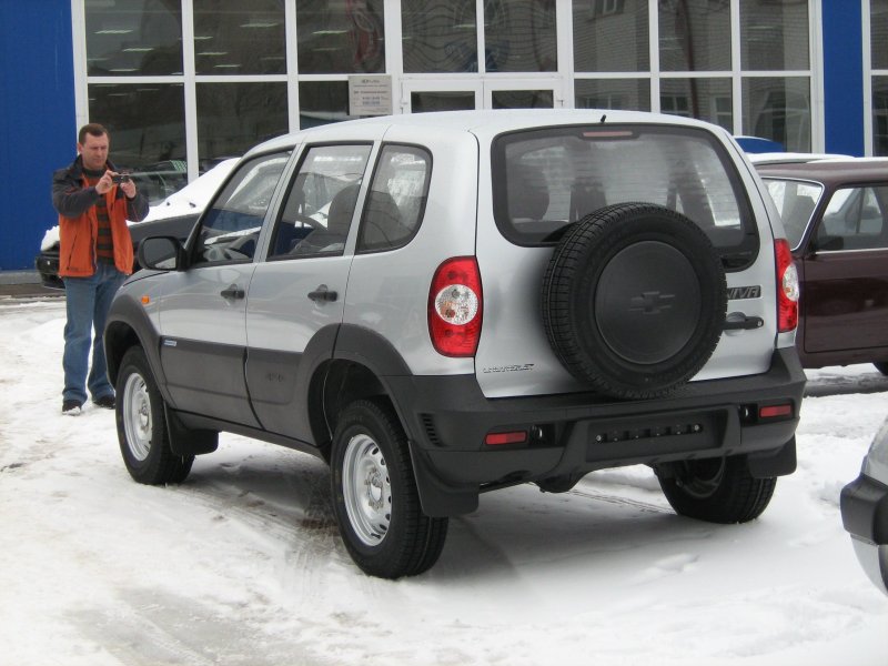 Chevrolet Niva LC