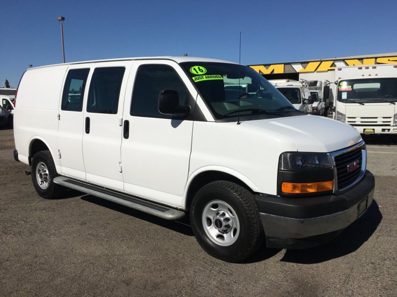 GMC Savana 2004