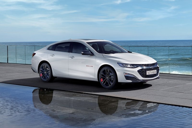 Malibu 2 Hyundai Sonata
