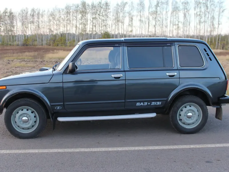 ВАЗ 2131 сзади