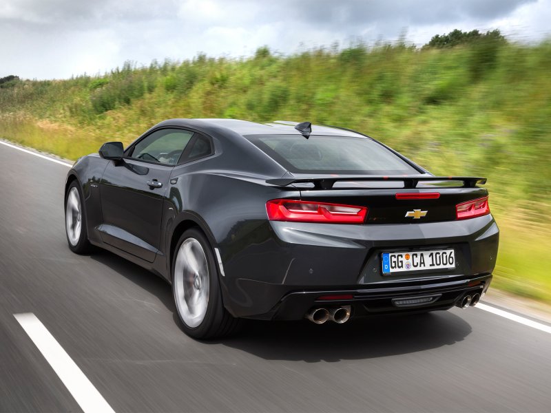 Chevrolet Camaro 2016 сзади