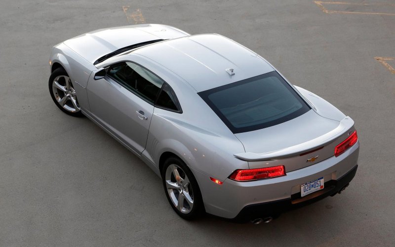 Chevrolet Camaro сверху