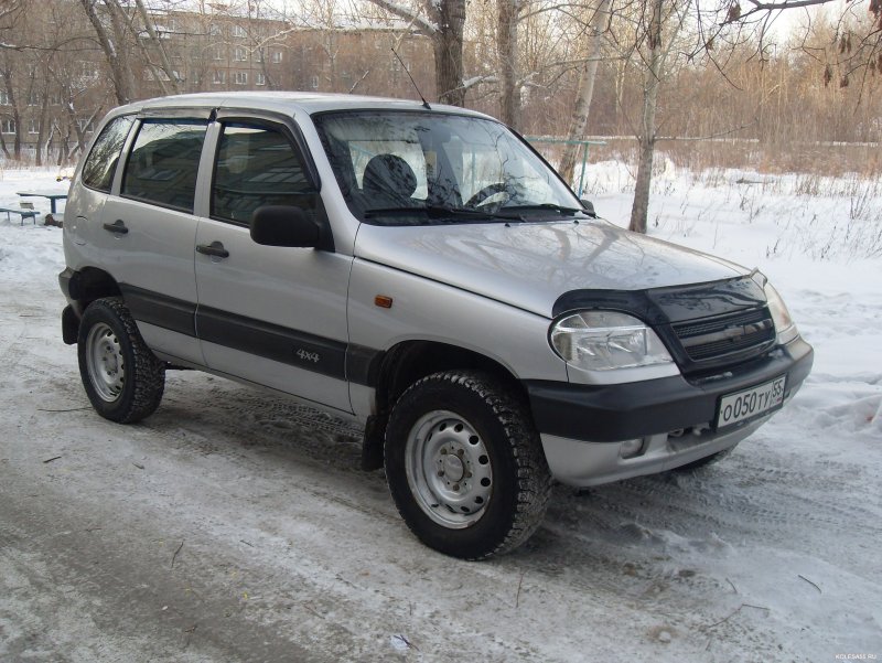Chevrolet Niva 2000