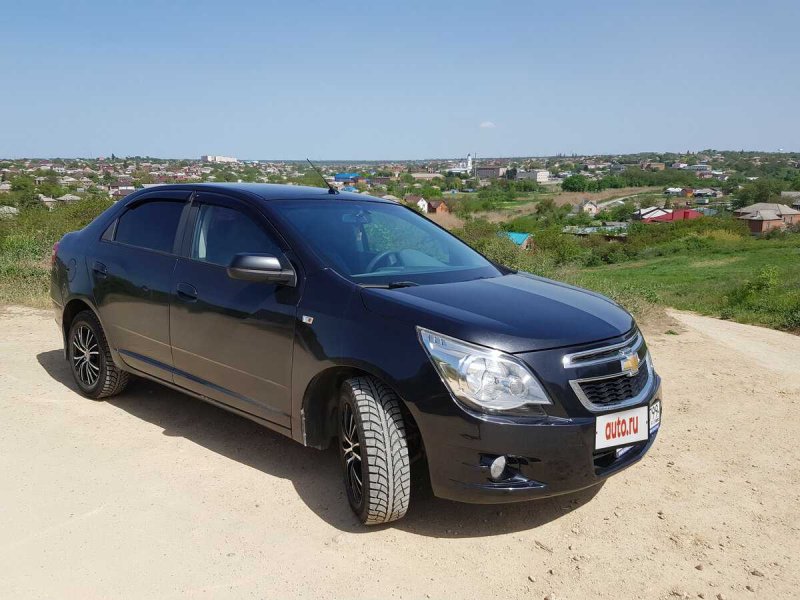Cobalt Chevrolet Qora