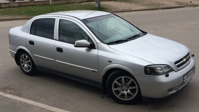 Шевроле Вива 1.8