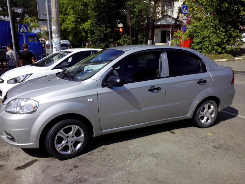 Шевролет Авен седан 2010