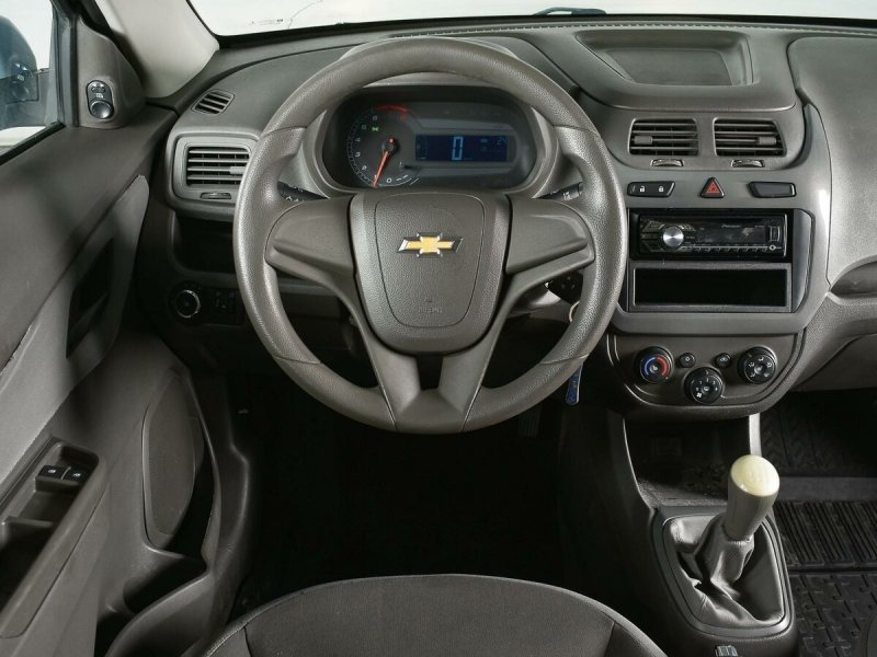 Chevrolet Cobalt салон