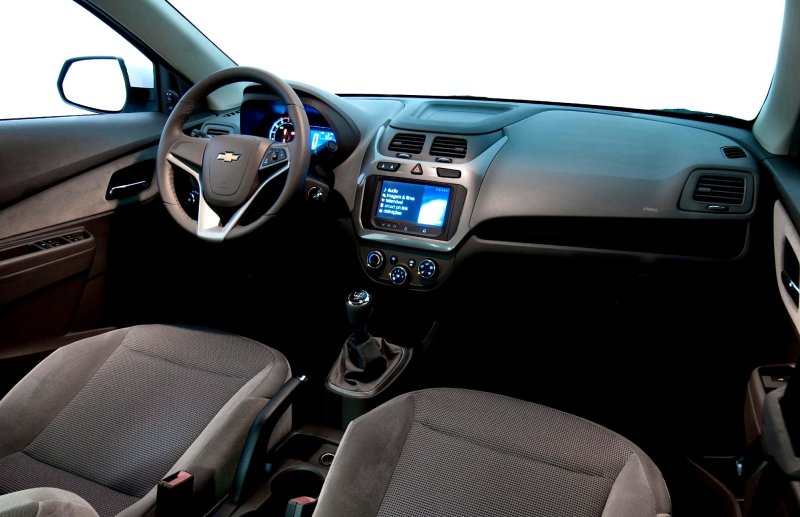 Chevrolet Cobalt 2021 салон