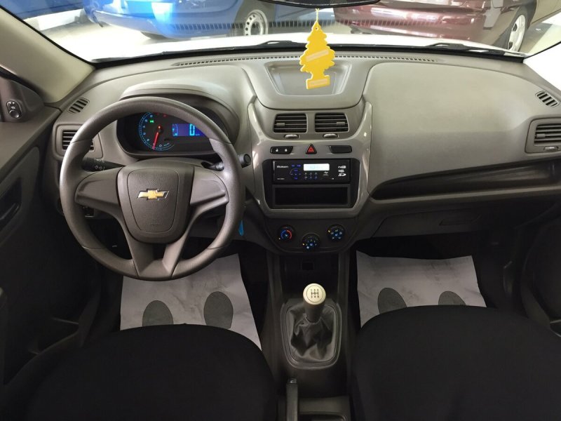 Cobalt Chevrolet 2013 салон