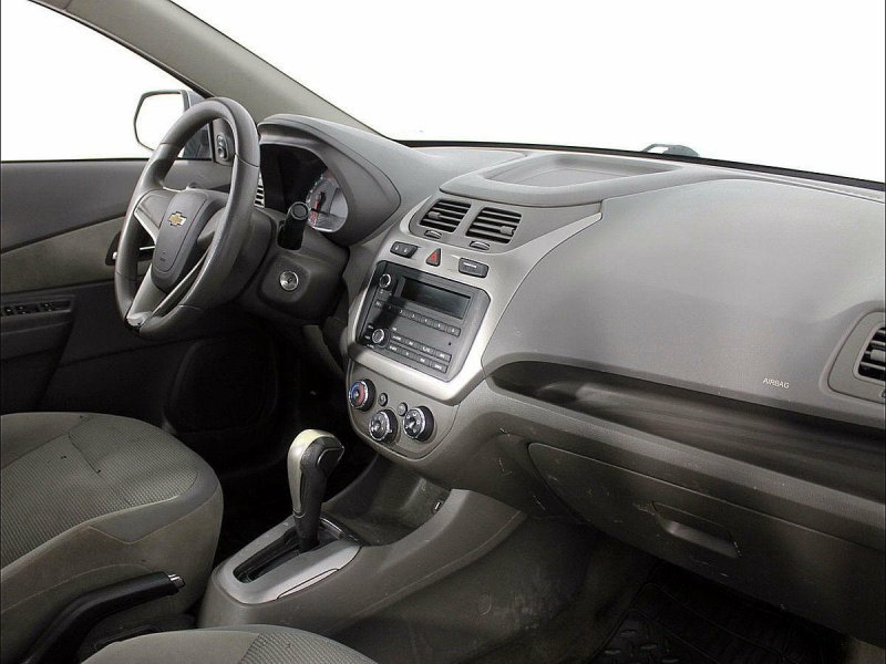 Chevrolet Cobalt 2013 автомат салон