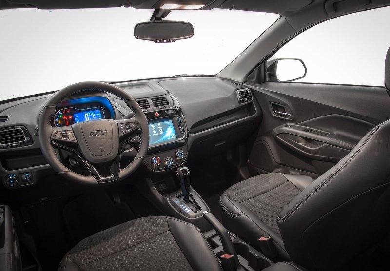 Chevrolet Cobalt Торпедо