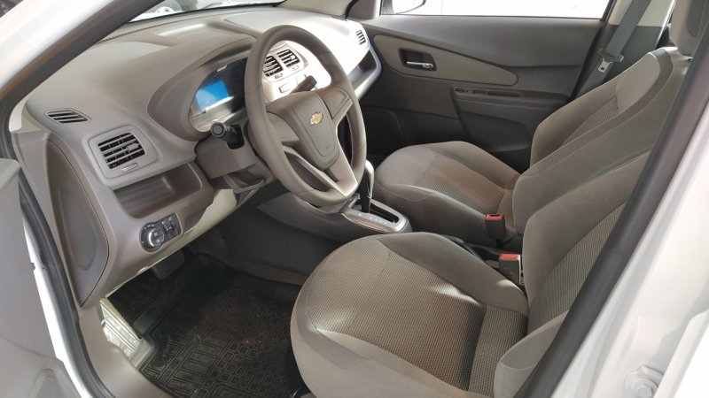 Cobalt Chevrolet 2013 салон