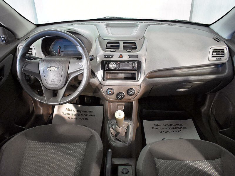 Cobalt Chevrolet 2013 салон