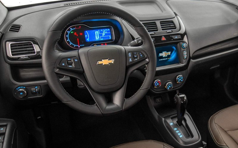 Chevrolet Cobalt салон