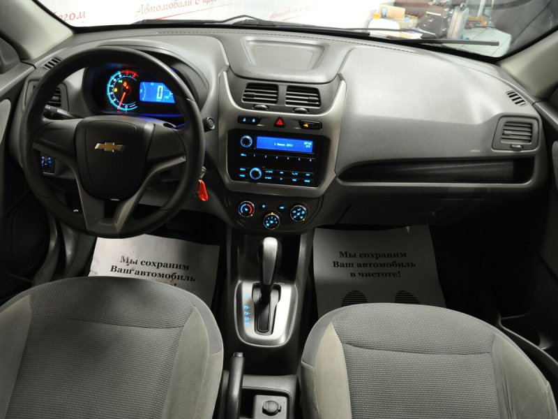 Cobalt Chevrolet 2013 салон