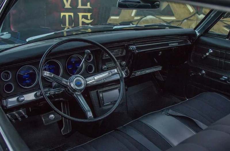 Chevrolet Импала 1967 салон