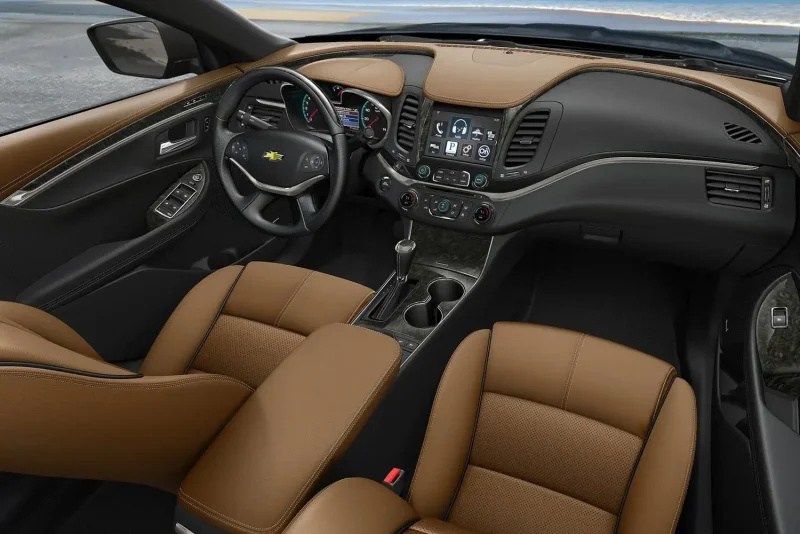 Chevrolet Impala 2020 салон