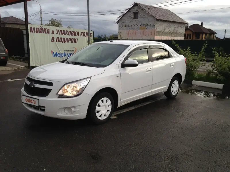 Chevrolet Cobalt 2014 White