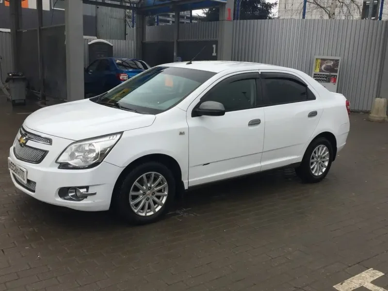 Chevrolet Cobalt 2