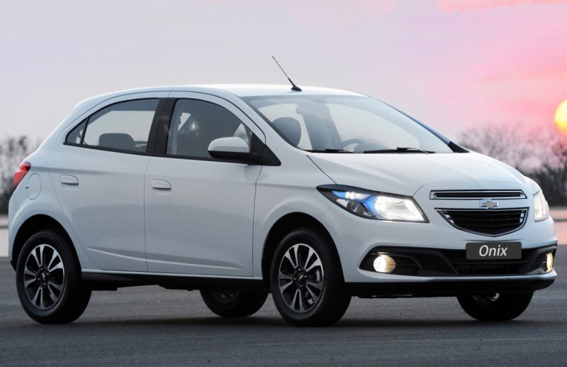 Chevrolet Onix 2012
