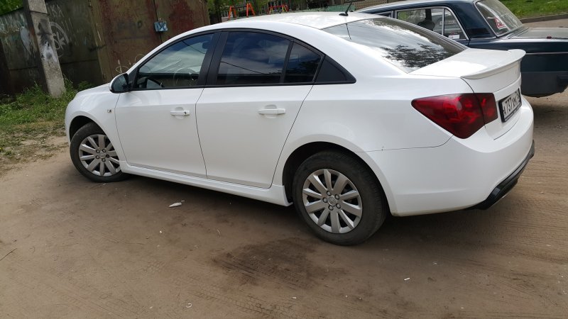Пороги для Chevrolet Cruze