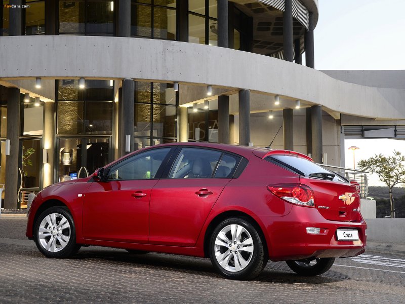 Chevrolet Cruze 2012 хэтчбек