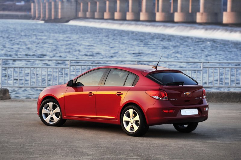 Chevrolet Cruze Hatchback 2012