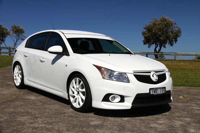 Chevrolet Cruze Hatchback 2012