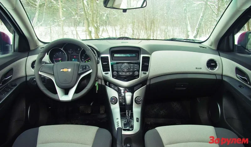 Chevrolet Cruze 2008 салон